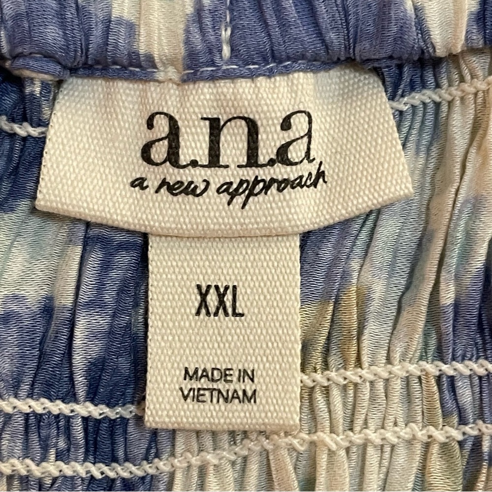 NWT a.n.a Kiara Cream and Blue Floral A-Line Skirt Smocked Waist Various Sizes - Picture 8 of 9